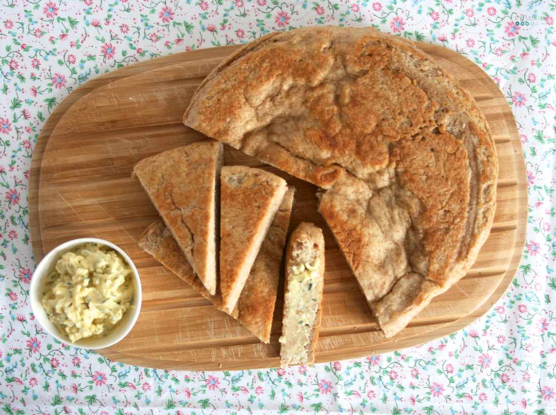 Pfannenbrot and butter