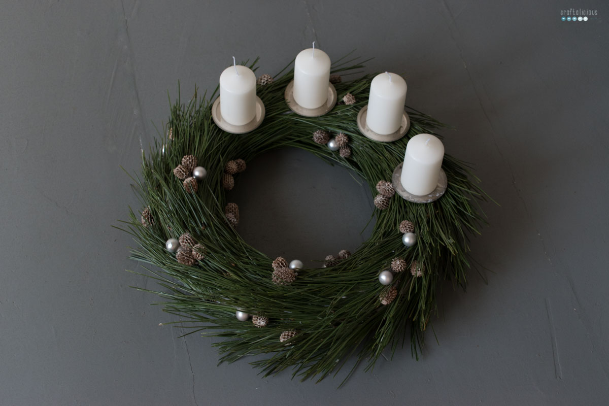 pine needle advent wreath | krank aus tannen nadeln
