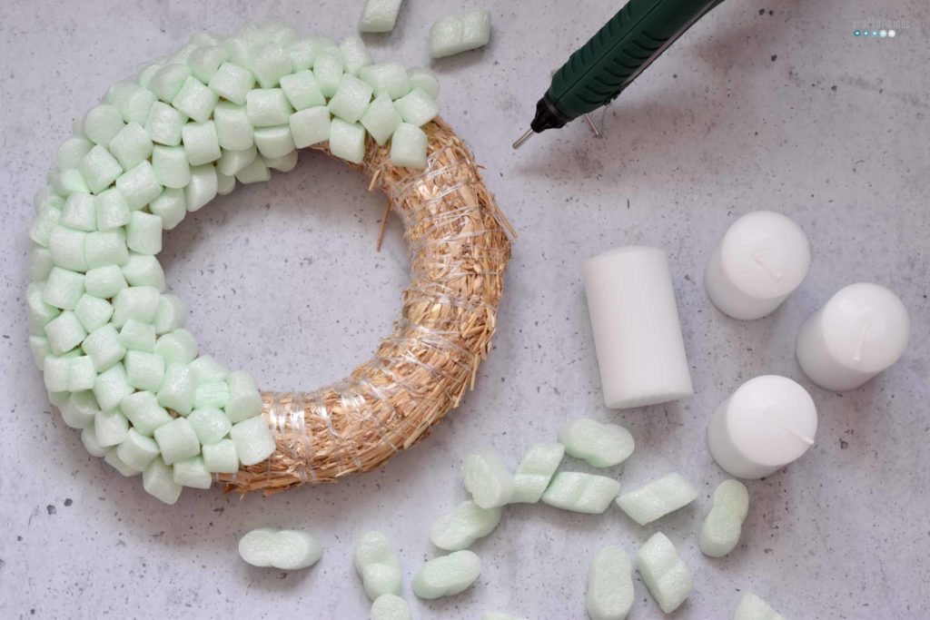 styropor recycling wreath craftaliciousme seeking creative life