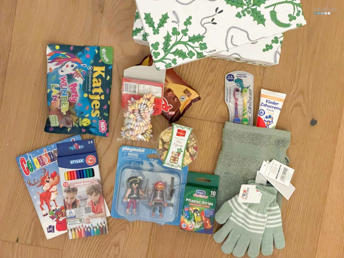 Packing Shoe Boxes for Operation Christmas Child boy 5-9