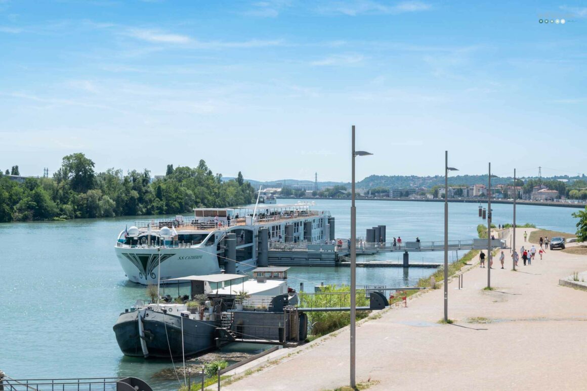 river cruise southern france uniworld-vessel St Catherine