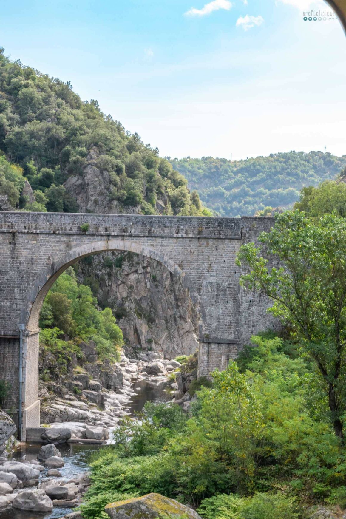 river cruise southern france uniworld_aquaduct