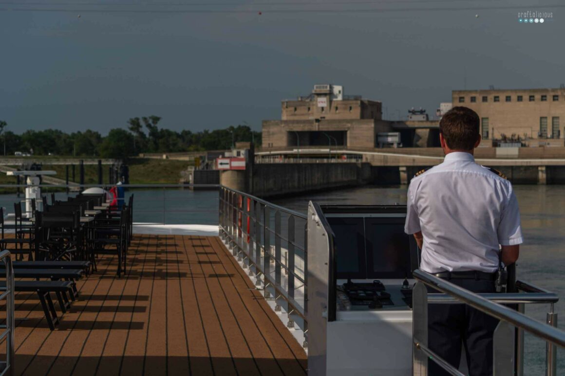 river cruise southern france uniworld_captain