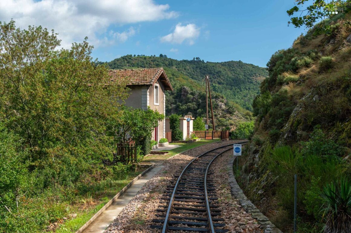 river cruise southern france uniworld_train4