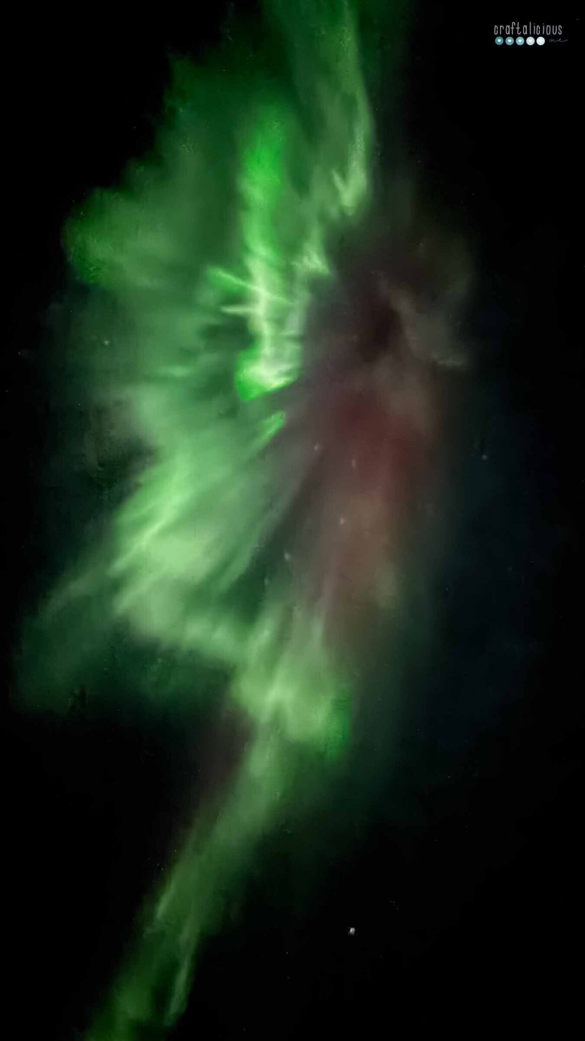 Arctic Adventure Polar Lights Burst