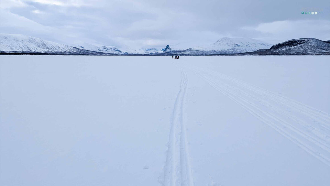 ArcticAdventure_lake ©KonstantinGatilin